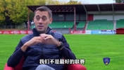他是被称为世界第一金哨的天才裁判,年纪轻轻就执法无数大赛